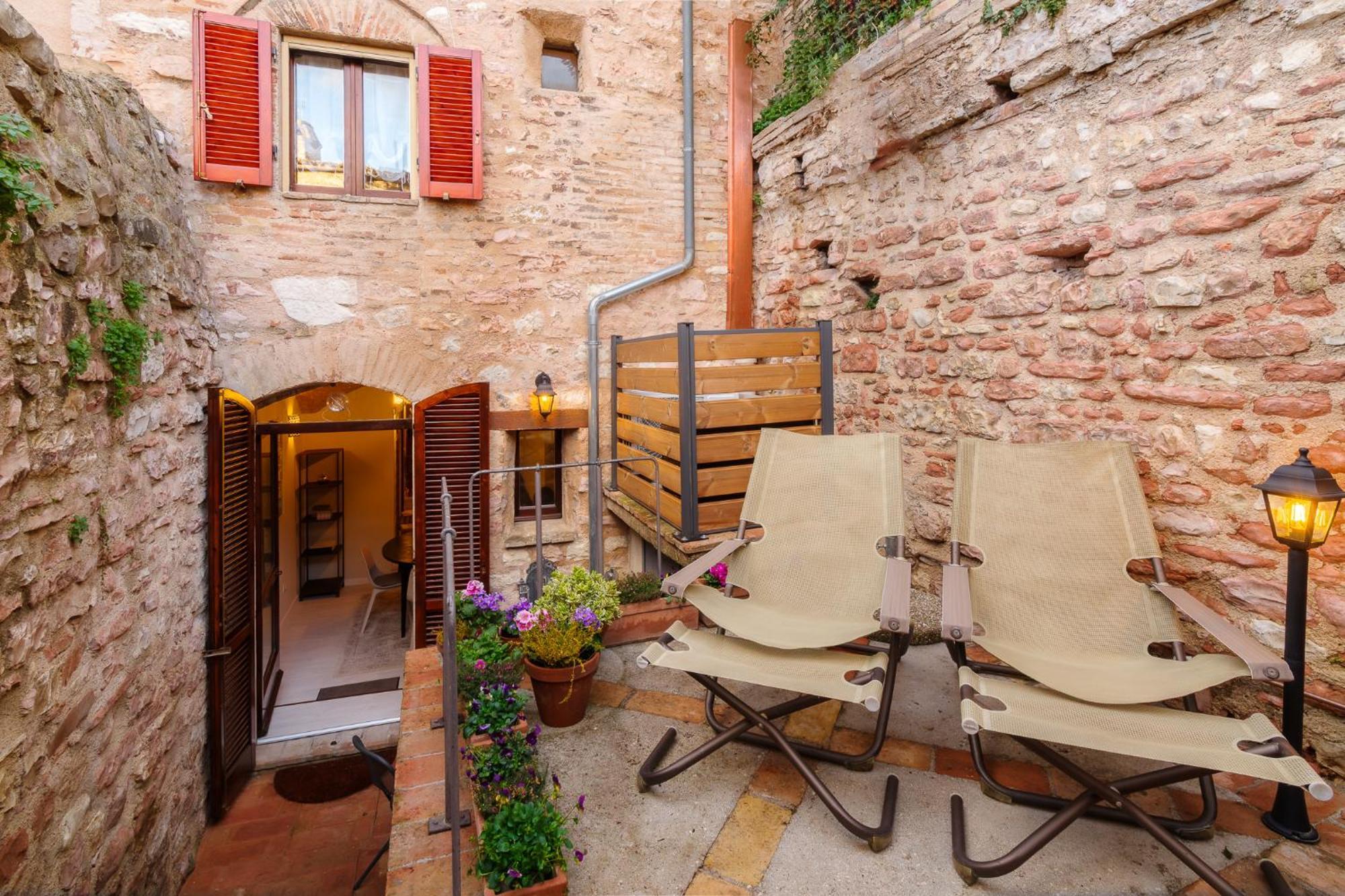 La Piccola Corte Apartment Spello Bagian luar foto