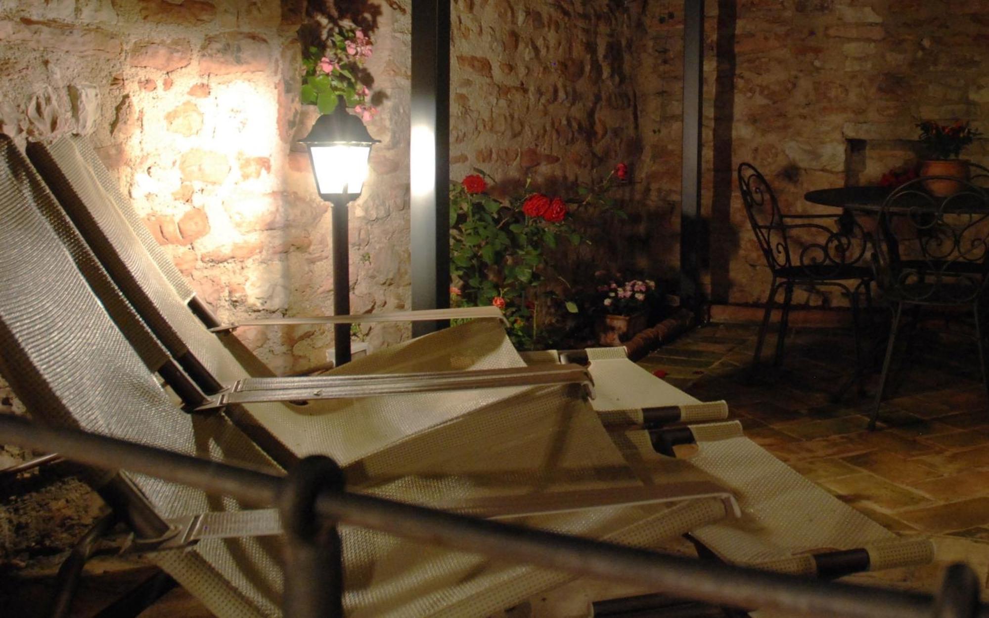 La Piccola Corte Apartment Spello Bagian luar foto